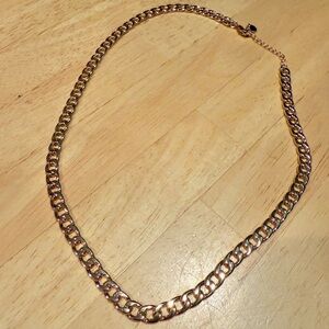 Gold Women’s Chain Necklace